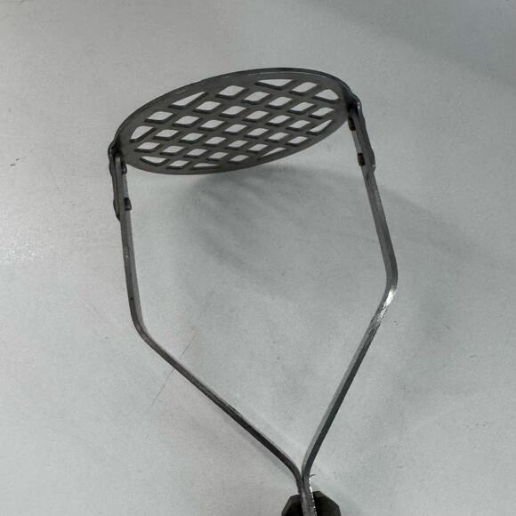 Vintage Ekco Potato Vegetable Food Masher Stainless Vanadium Composite Handle - Picture 5 of 6